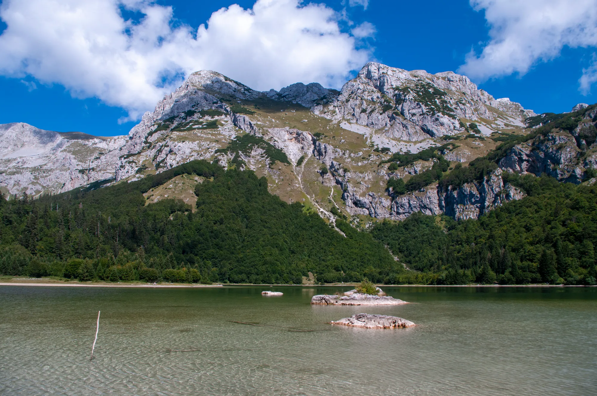 Trnovačko Lake